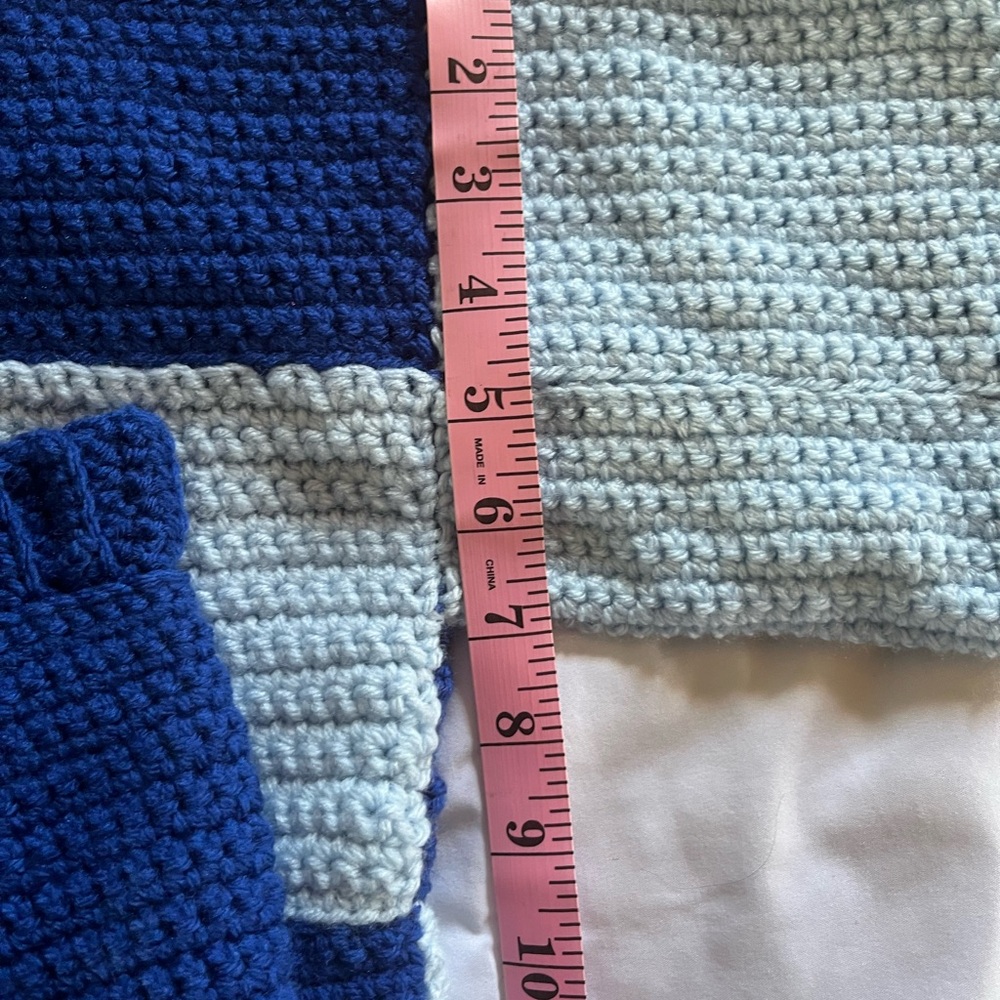 Handmade Crochet Checkered Cardigan M-L - Picture 9 of 9